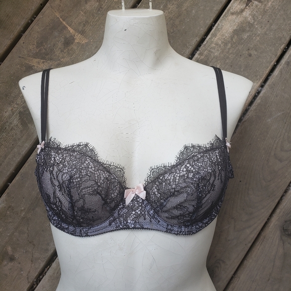 Victoria's Secret Dream Angel Black Lace Bra 34B Lingerie Boudoir Pin-Up Sexy